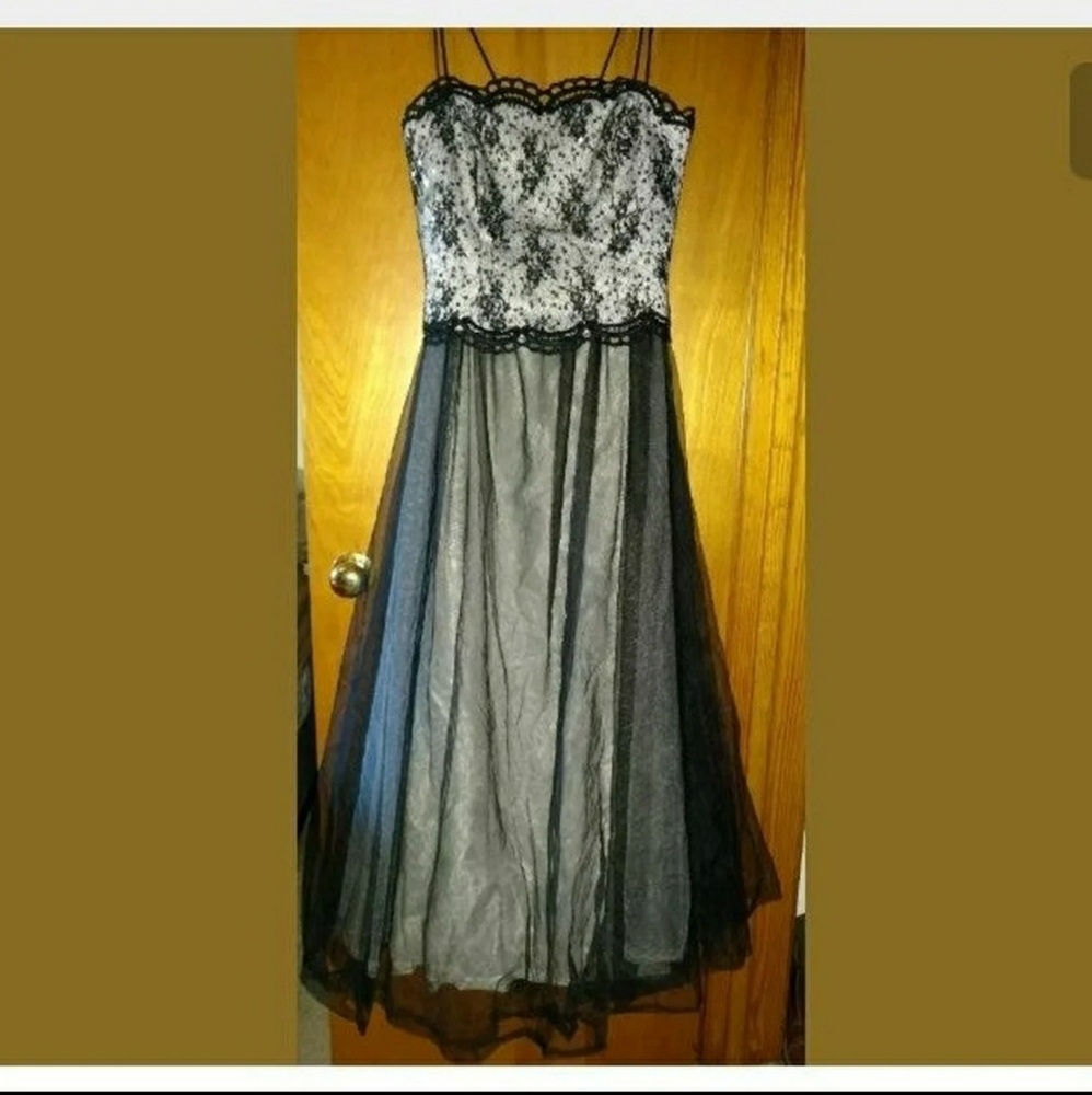 —SOLD—Prom Dress 7/8